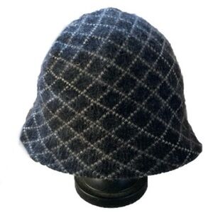 ANGORA Bucket Hat Soft Fuzzy Warm Black Gray Checkered Pattern